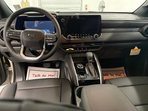 New 2026 Chevrolet Colorado Trail Boss AWD/4WD image 14