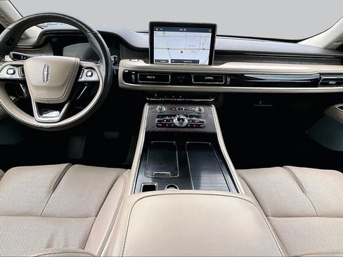 Used 2020 Lincoln Aviator Reserve w/ Equipment Group 202A AWD/4WD image 16