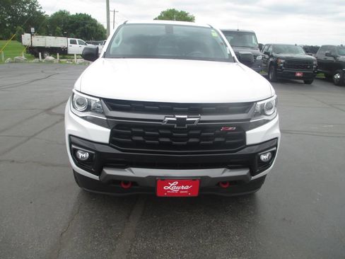 Used 2022 Chevrolet Colorado Z71 w/ Trail Boss Package AWD/4WD image 14
