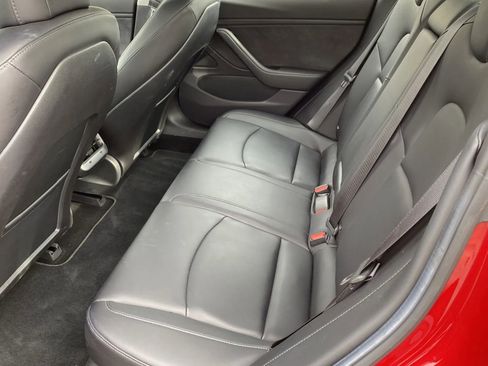 Used 2017 Tesla Model 3 Long Range image 9