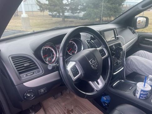 Used 2019 Dodge Grand Caravan GT image 5