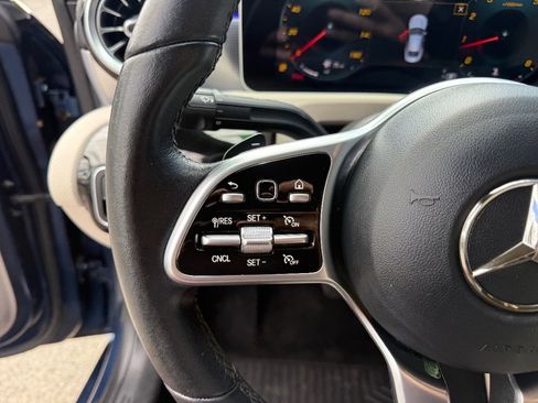 Used 2020 Mercedes-Benz CLA 250 4MATIC image 25