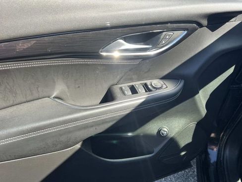 Used 2023 Buick Envision Preferred FWD image 14