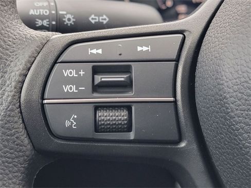 Used 2023 Honda Accord EX image 24