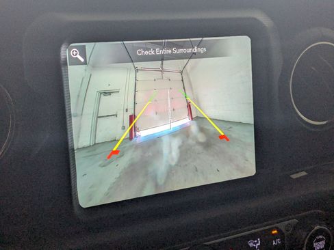 Used 2021 Jeep Gladiator Overland AWD/4WD image 20