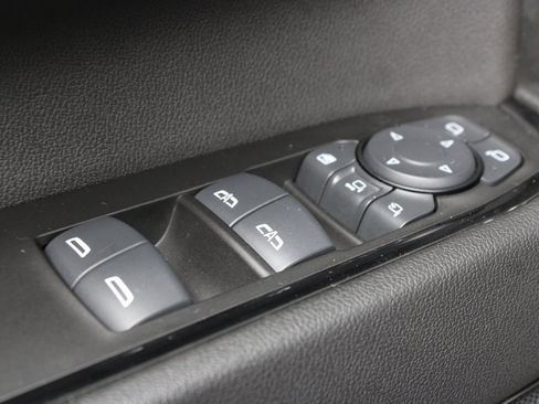 Used 2024 GMC Sierra 2500 AT4 image 74