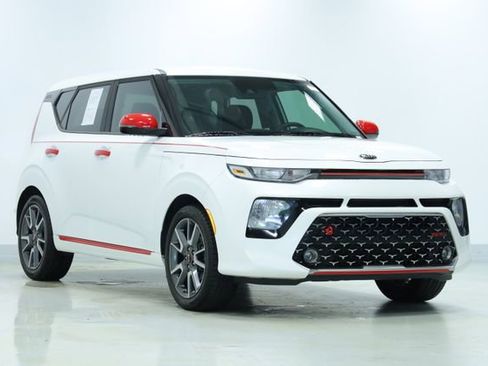 Used 2020 Kia Soul GT-Line FWD image 3