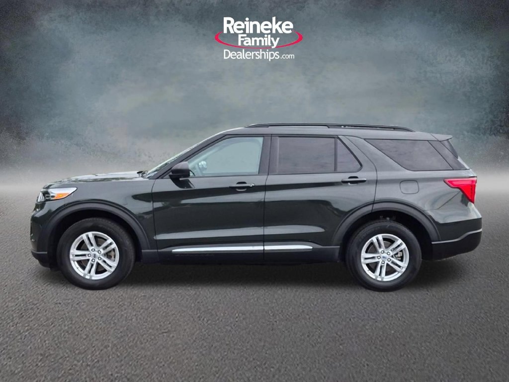 Used 2023 Ford Explorer XLT AWD/4WD image 10