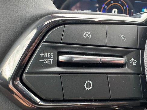 New 2026 Chevrolet Equinox RS w/ Convenience Package III FWD image 11