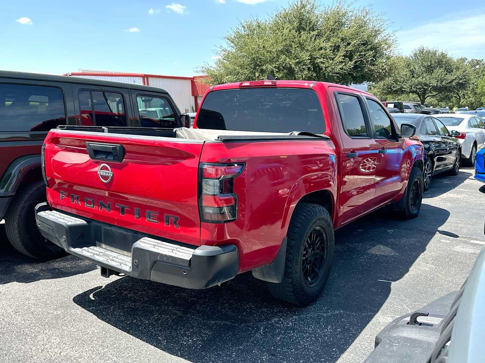 Used 2022 Nissan Frontier S w/ Technology Package RWD image 3