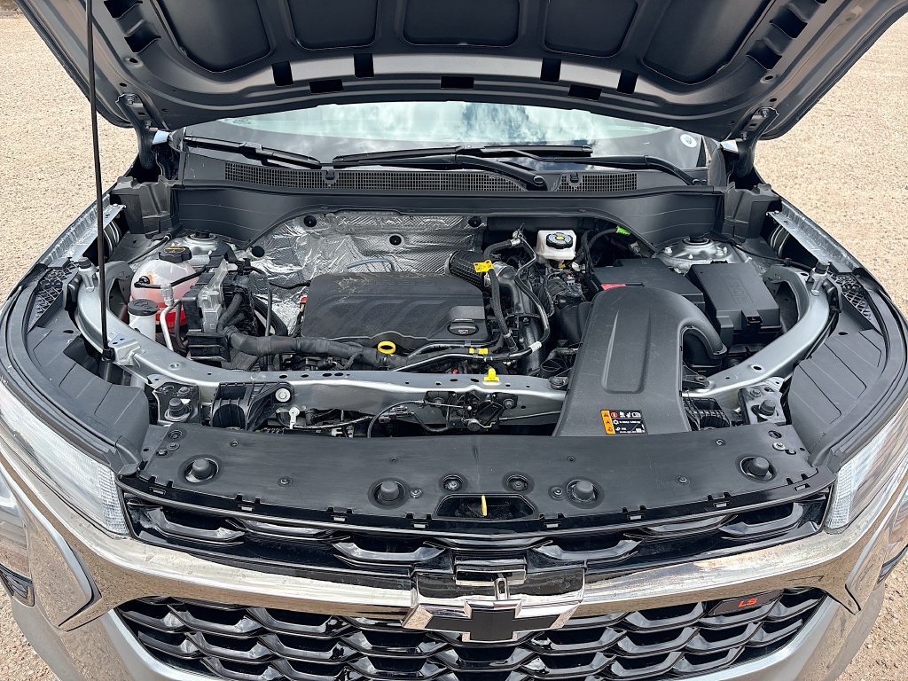 Used 2026 Chevrolet Trax LS w/ LS Convenience Package FWD image 28
