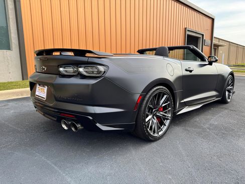Used 2024 Chevrolet Camaro ZL1 RWD image 8