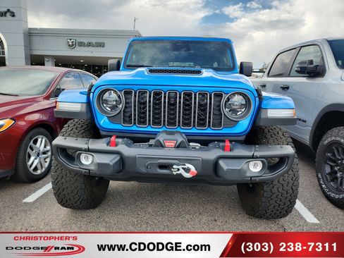 Used 2026 Jeep Wrangler Unlimited Rubicon AWD/4WD image 2