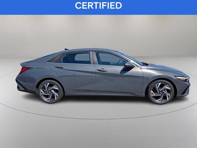 Certified 2025 Hyundai Elantra SEL FWD image 7