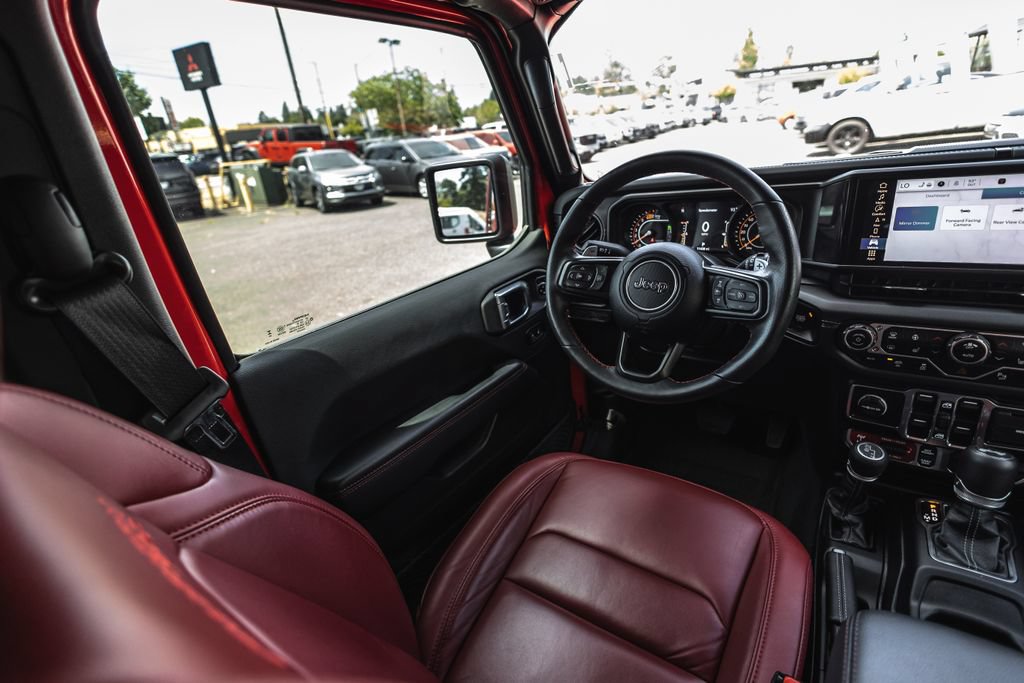 Used 2024 Jeep Wrangler Unlimited Rubicon 392 AWD/4WD image 23