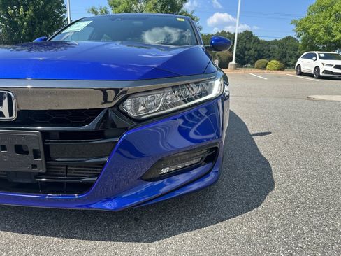 Used 2020 Honda Accord Sport image 29