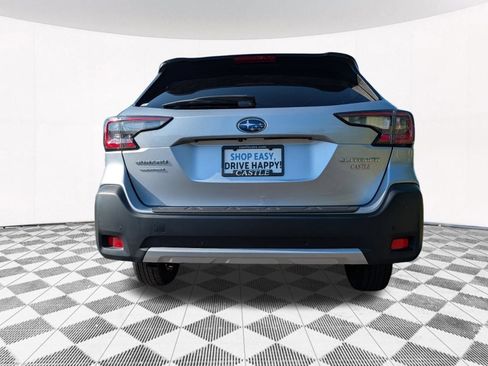 Certified 2025 Subaru Outback Limited AWD/4WD image 15