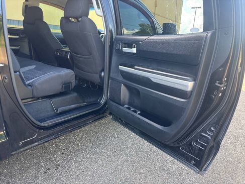 Used 2014 Toyota Tundra SR5 AWD/4WD image 21