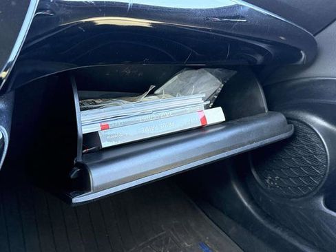 Used 2021 Toyota Prius Prime XLE image 42