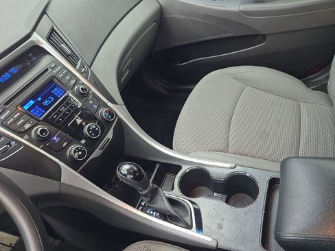 Used 2014 Hyundai Sonata GLS image 20