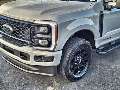 New 2026 Ford F350 Lariat w/ Black Appearance Package image 10