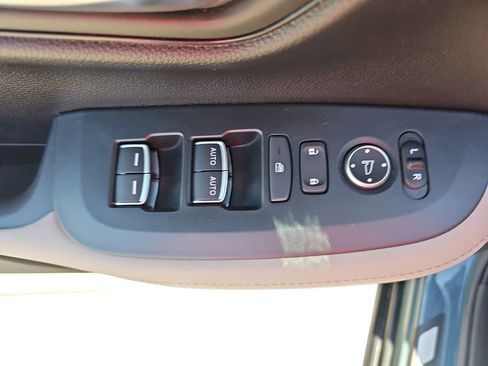 Used 2024 Honda HR-V EX-L image 27