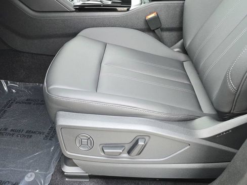 New 2026 Audi Q5 Premium AWD/4WD image 17