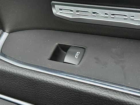 Used 2024 GMC Sierra 1500 Denali w/ Denali Reserve Package image 21