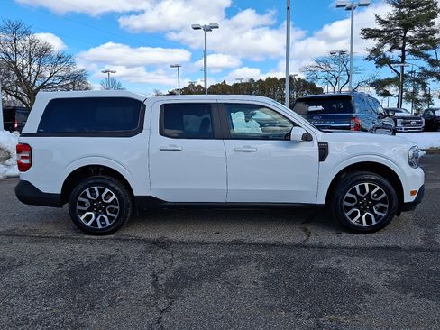 Used 2022 Ford Maverick Lariat w/ Lariat Luxury Package image 12