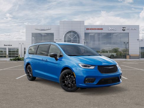 New 2026 Chrysler Pacifica Select w/ S Appearance Package AWD/4WD image 34