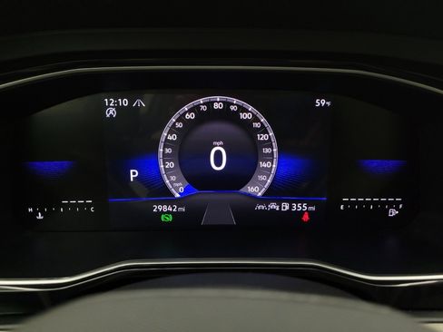 Used 2024 Volkswagen Jetta SE w/ Panoramic Sunroof Package image 23