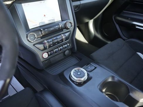 Used 2022 Ford Mustang Shelby GT500 w/ Technology Package image 27