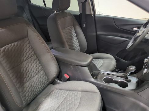 Used 2020 Chevrolet Equinox LT FWD image 10