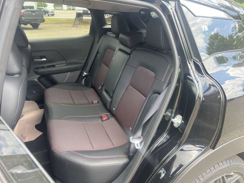 New 2026 Nissan Kicks SR FWD image 17