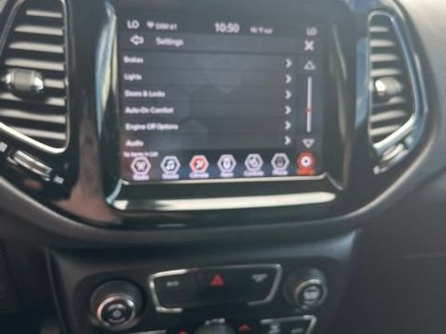 Used 2019 Jeep Compass Limited AWD/4WD image 48