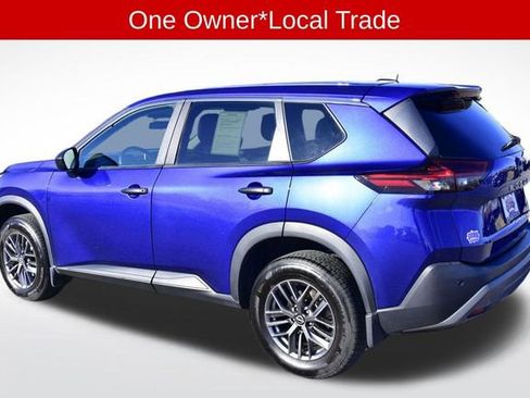 Used 2023 Nissan Rogue S image 3