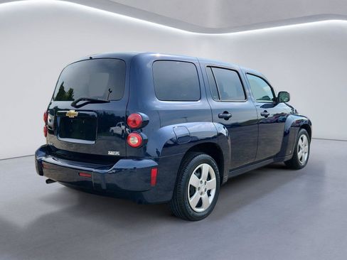 Used 2010 Chevrolet HHR LS FWD image 3