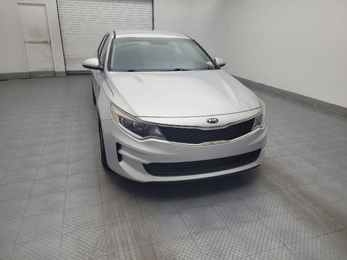 Used 2016 Kia Optima LX image 14