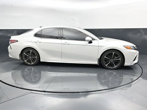 Used 2020 Toyota Camry XSE w/ Cold Weather Package AWD/4WD image 9