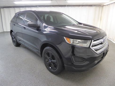 Used 2017 Ford Edge SE image 1