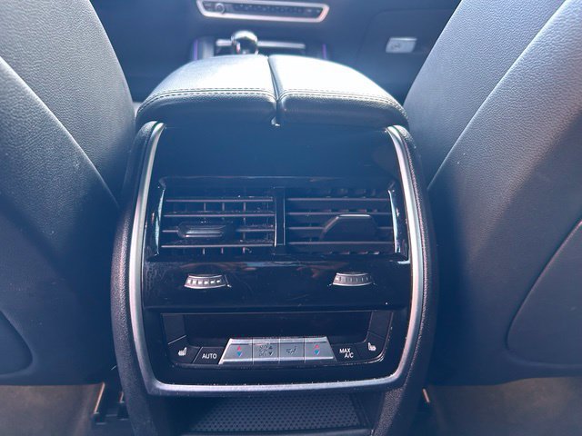 Used 2021 BMW X5 xDrive40i w/ M Sport Package AWD/4WD image 27