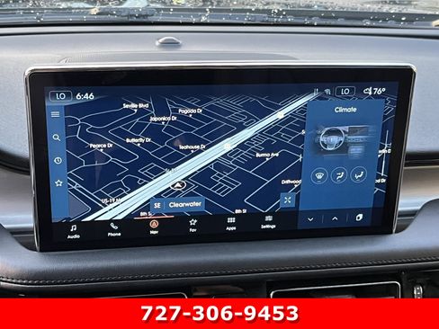 Used 2023 Lincoln Nautilus FWD w/ Premium Package image 3