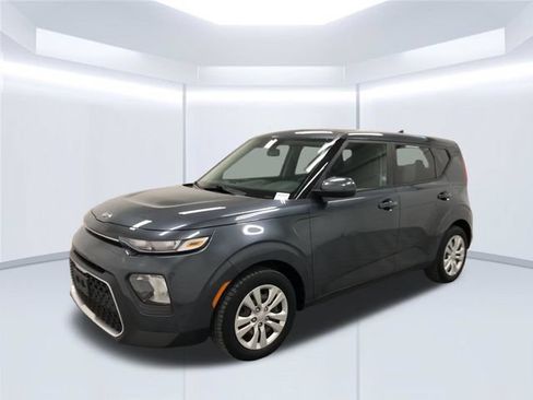 Used 2020 Kia Soul LX FWD image 4