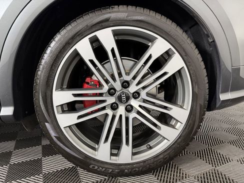 Used 2018 Audi SQ5 Prestige w/ Prestige Package AWD/4WD image 40