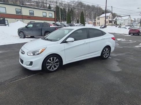 Used 2017 Hyundai Accent Value Edition image 5