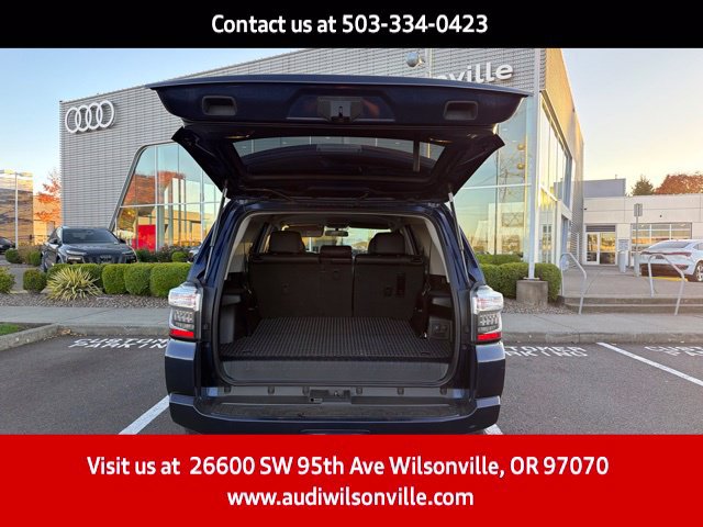 Used 2018 Toyota 4Runner SR5 AWD/4WD image 6