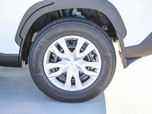 New 2026 Toyota Corolla Cross L image 11