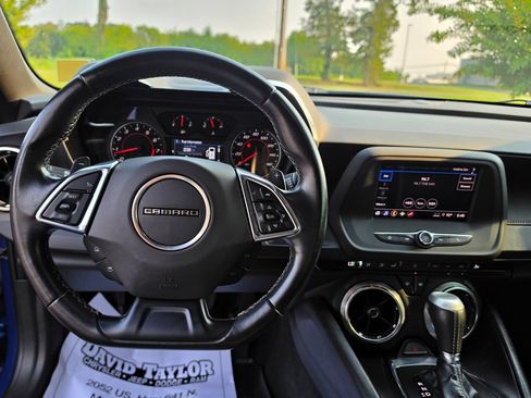 Used 2023 Chevrolet Camaro LT RWD image 14