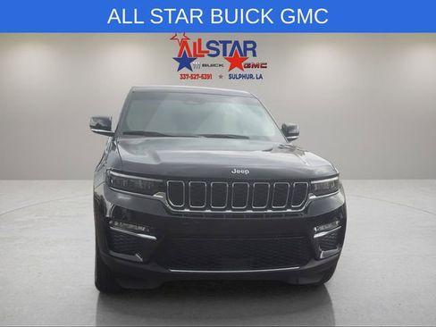 Used 2025 Jeep Grand Cherokee Limited RWD image 2