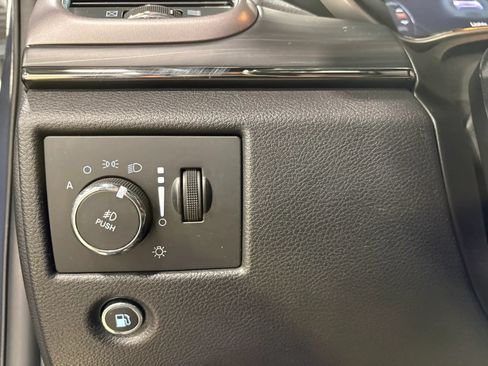 Used 2020 Jeep Grand Cherokee Limited X AWD/4WD image 21